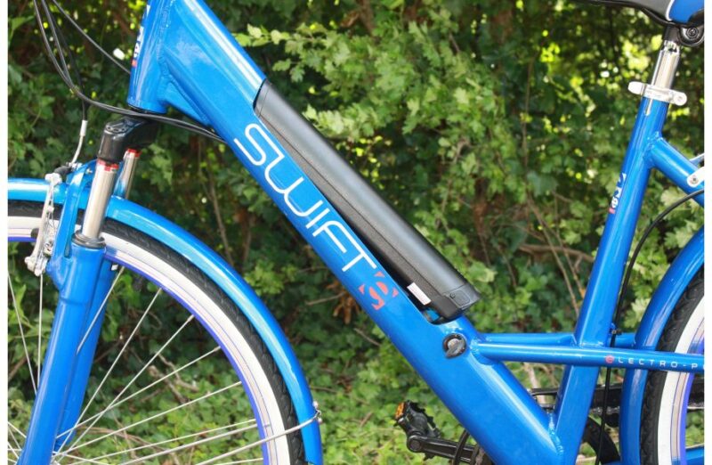 Swift Step Through electric Bike in Blue - Image 4